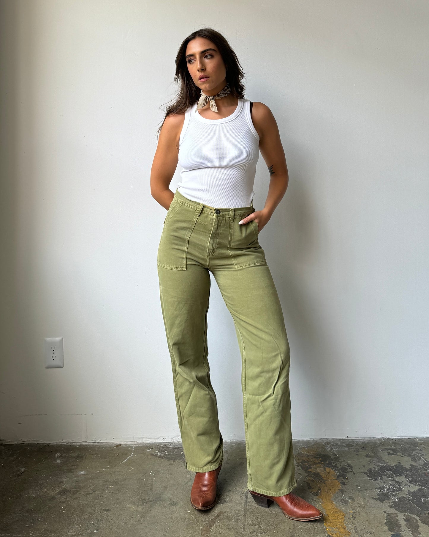 50's 100% Cotton Distressed Olive Workwear Pant- 4/6