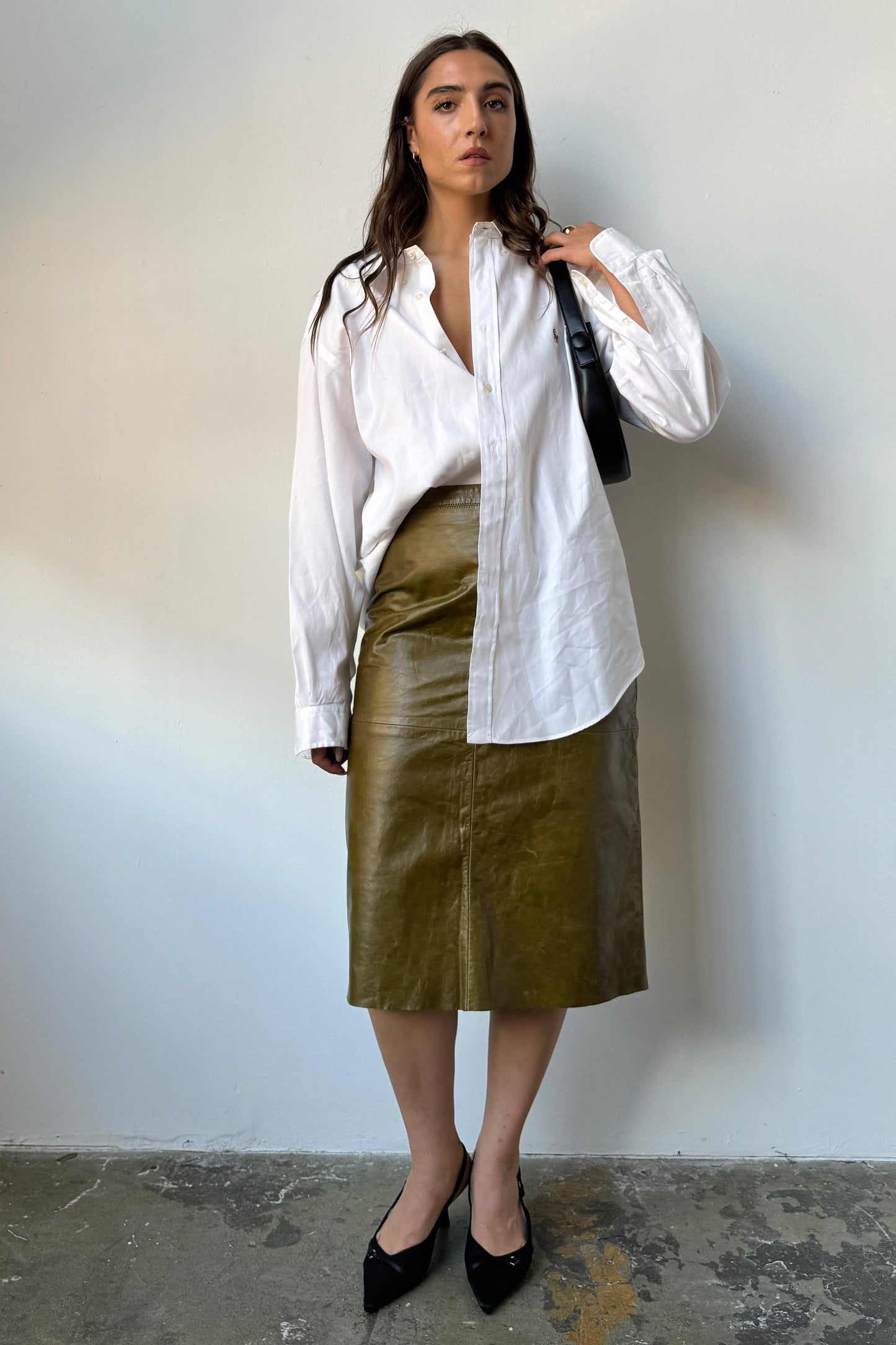 90’s GAP Olive Leather Midi Skirt - 8