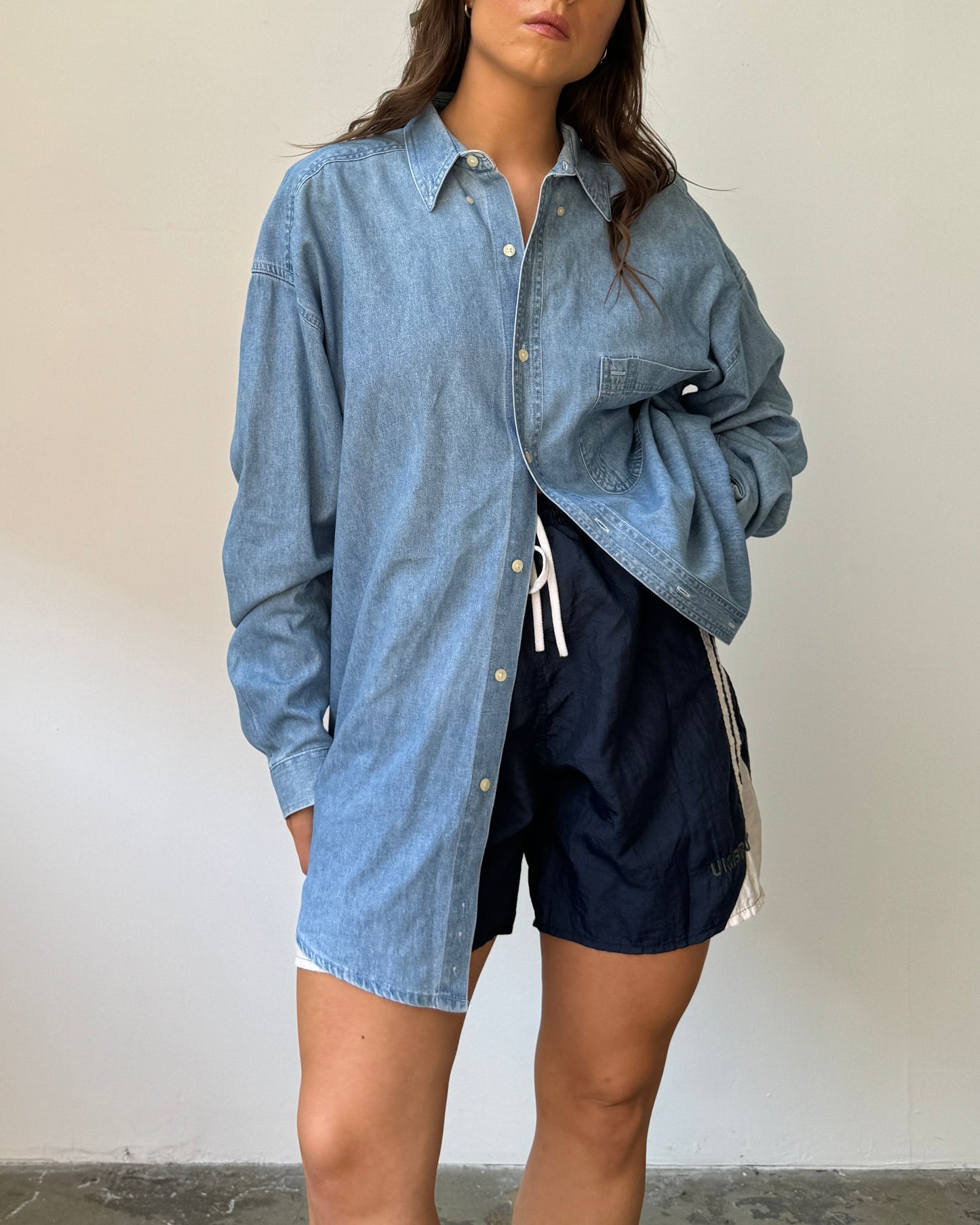 90's 100% Cotton Denim Oversized Button Down - L