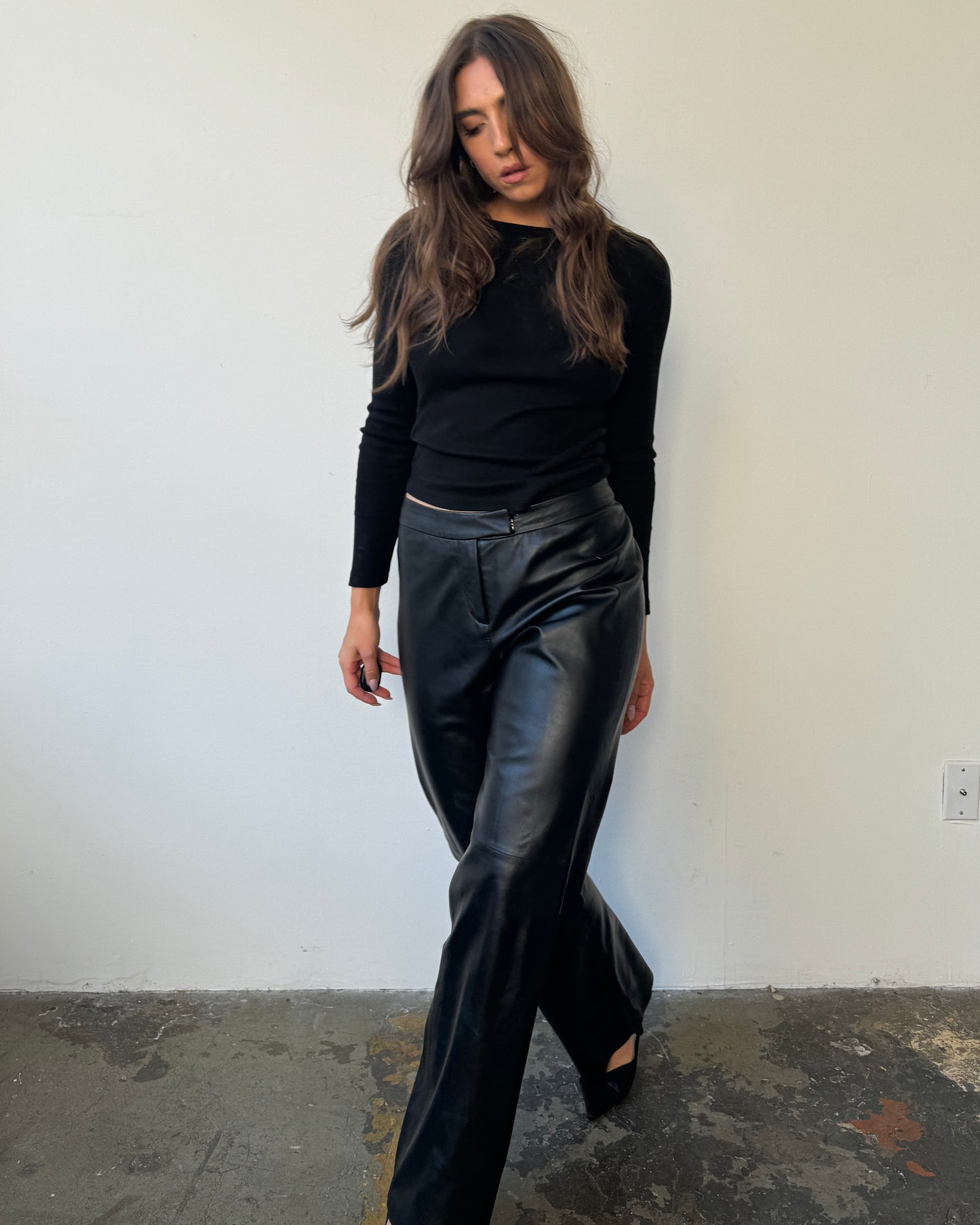 90's Straight Leg Leather Pants- 6/8