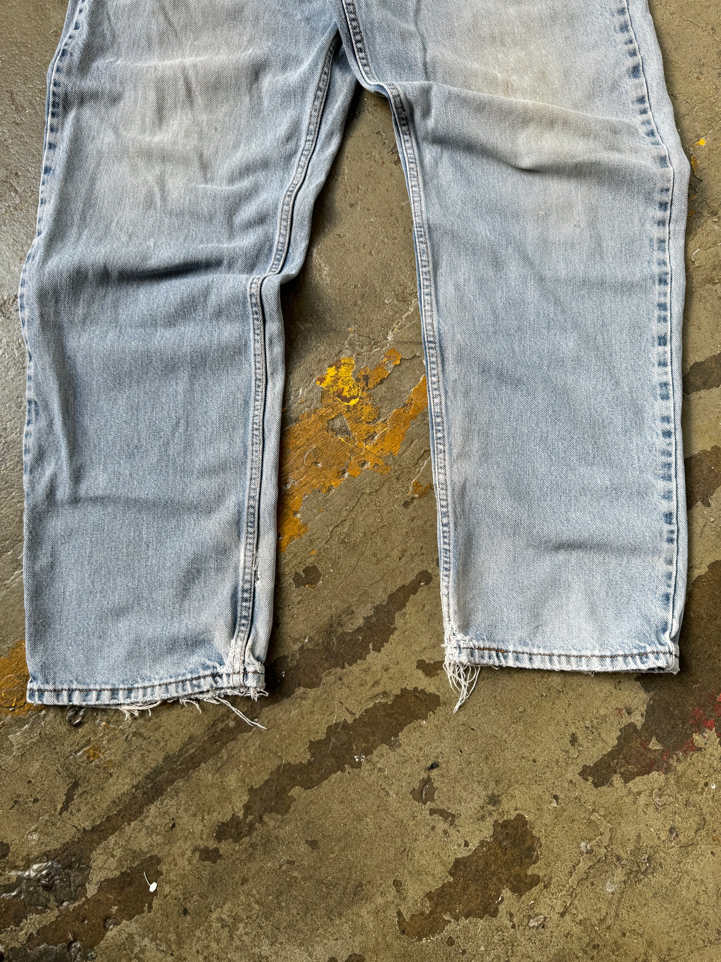 00's Distressed Inkstain Levi's 550 - 36x32