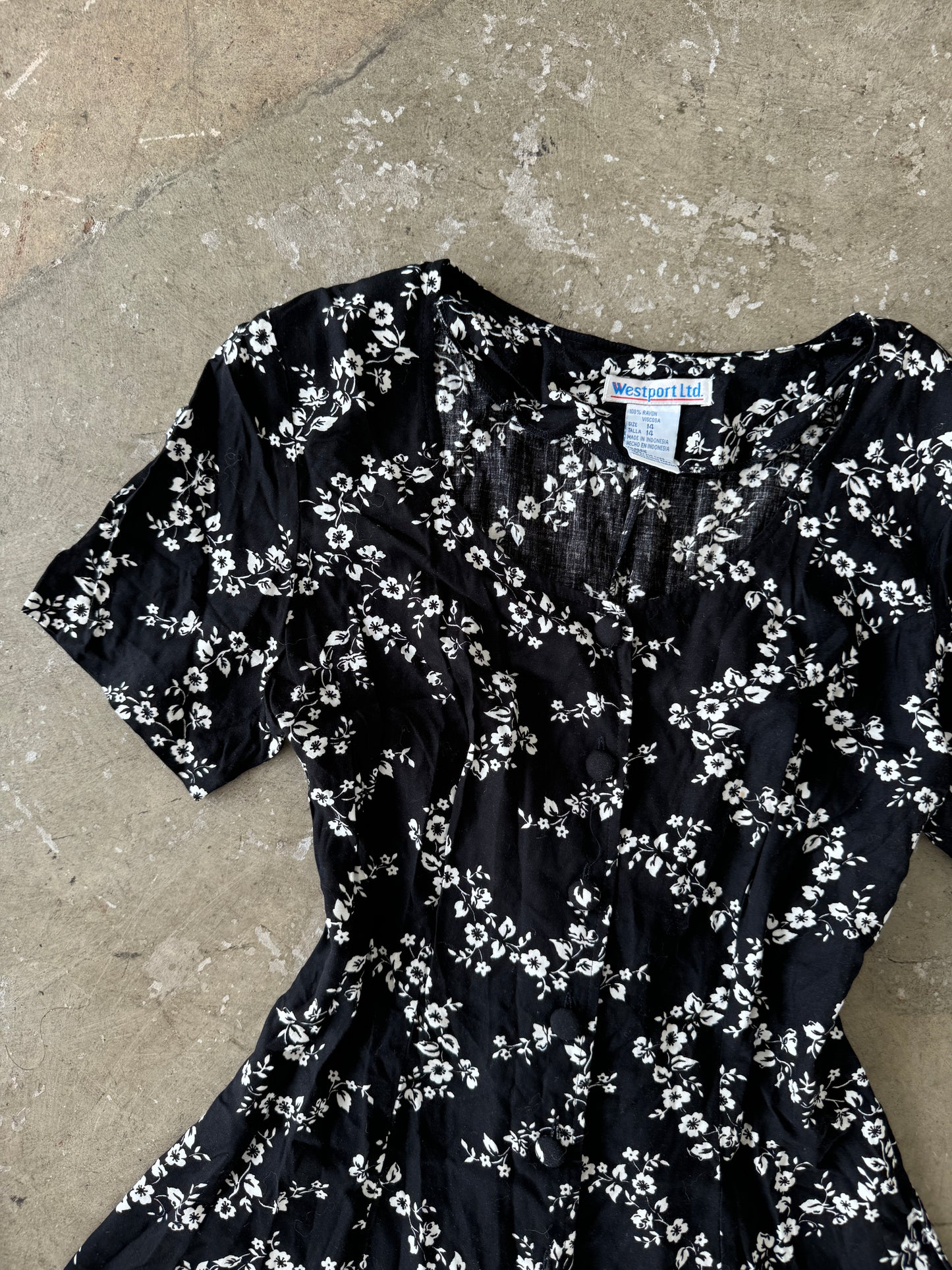 Floral Print Button Front Romper - L/XL