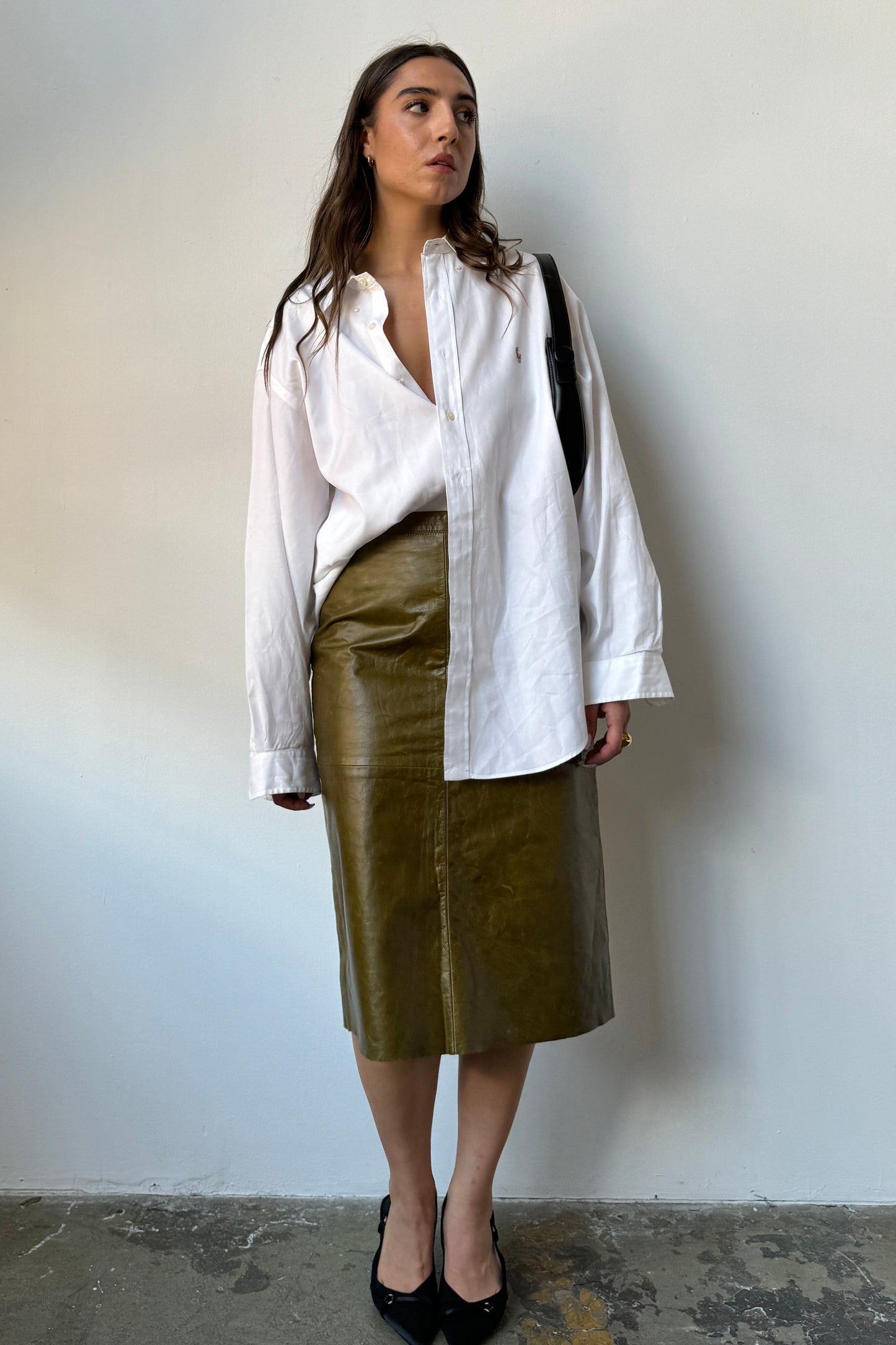 90’s GAP Olive Leather Midi Skirt - 8