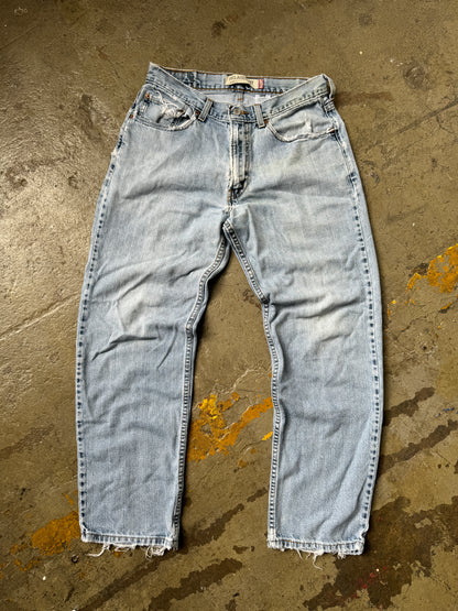 00's Distressed Levi's 550 - 32x30