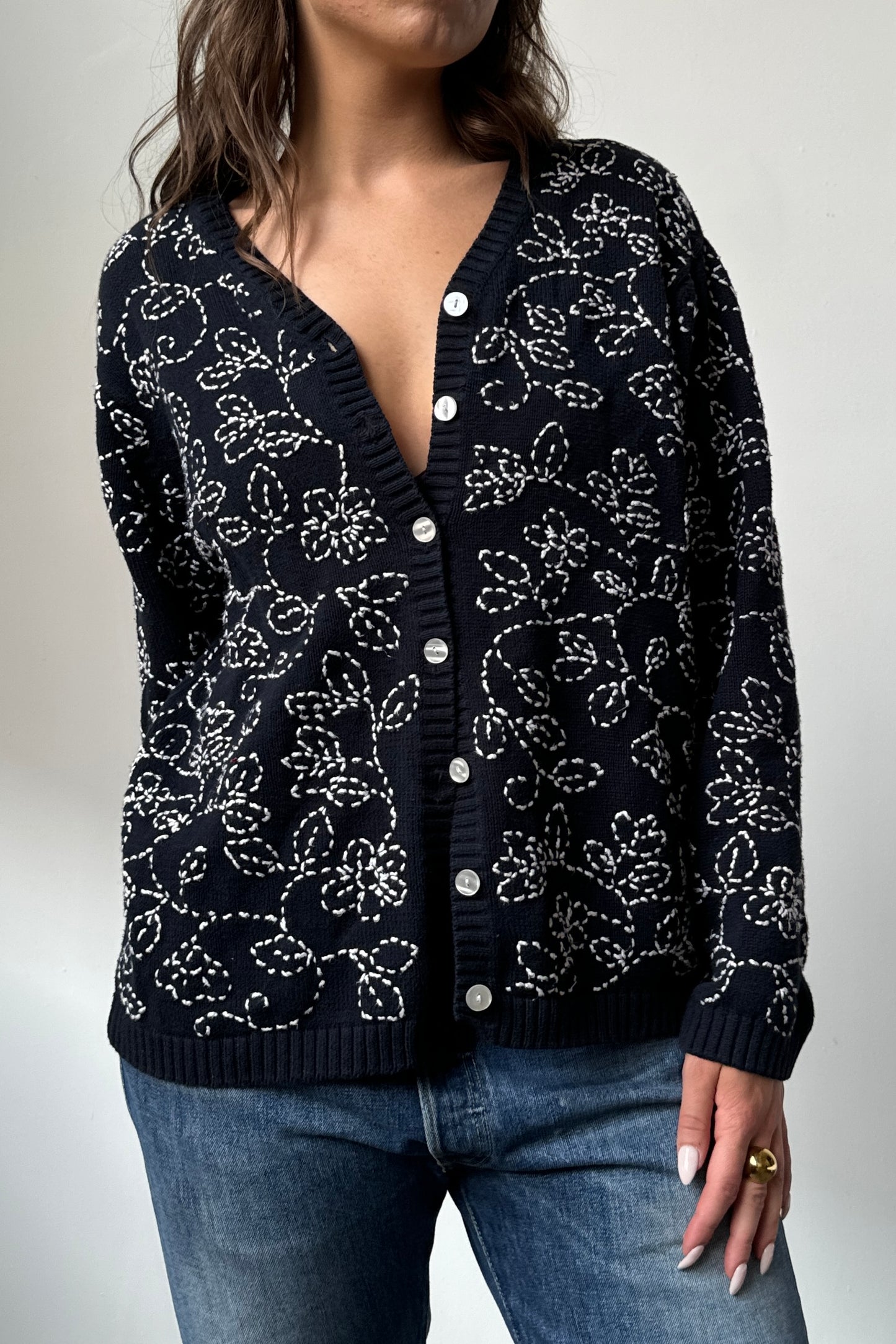 90’s Talbot's Embroidered Cardigan - L