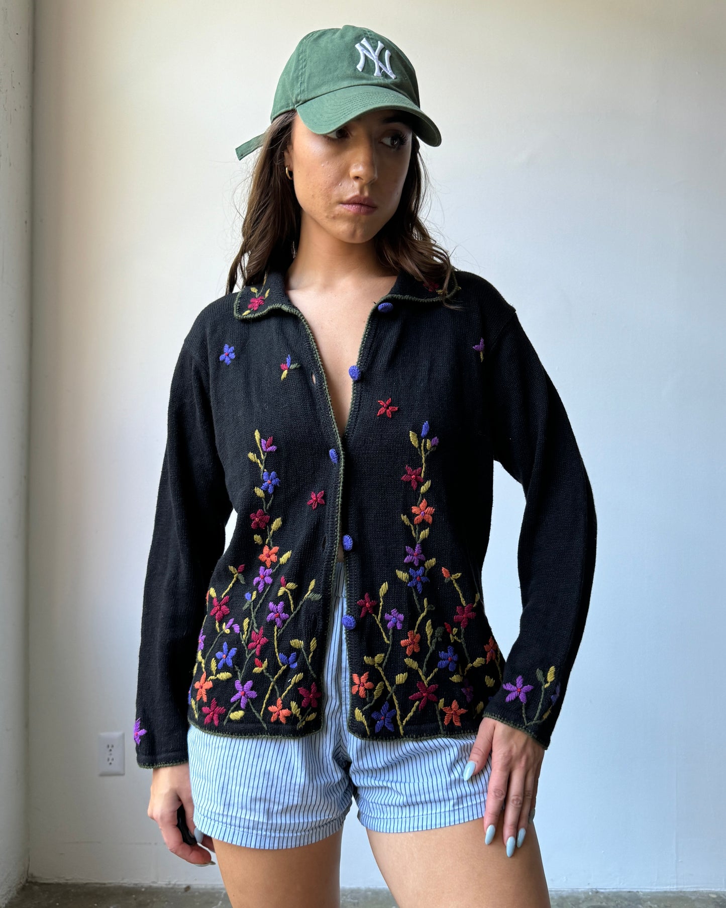 Floral Embroidery Chunky Caridgan - L