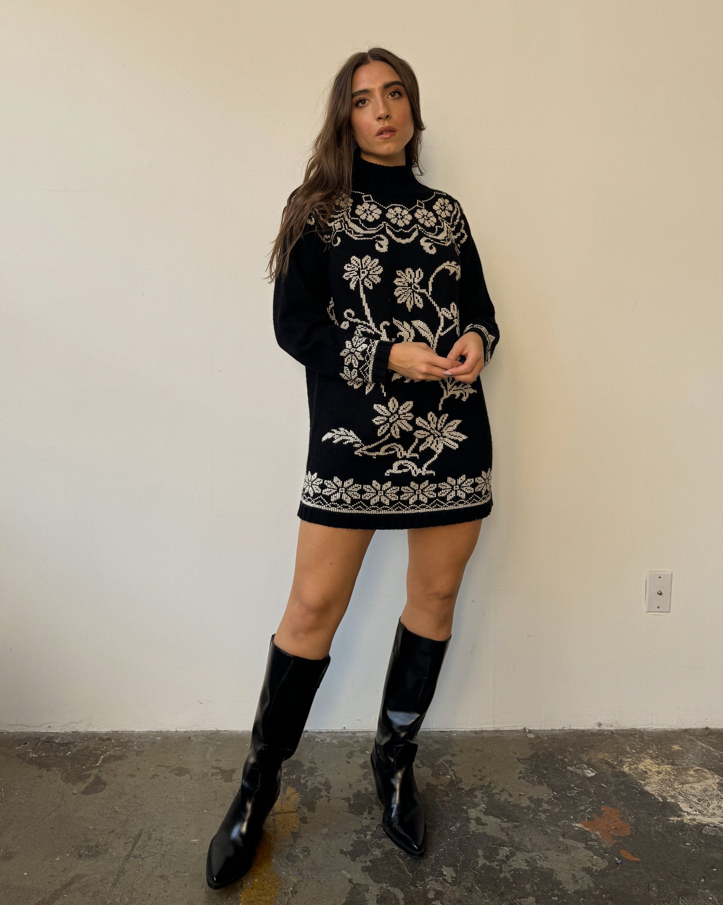 B&W Floral Motif Sweater Dress- M/L