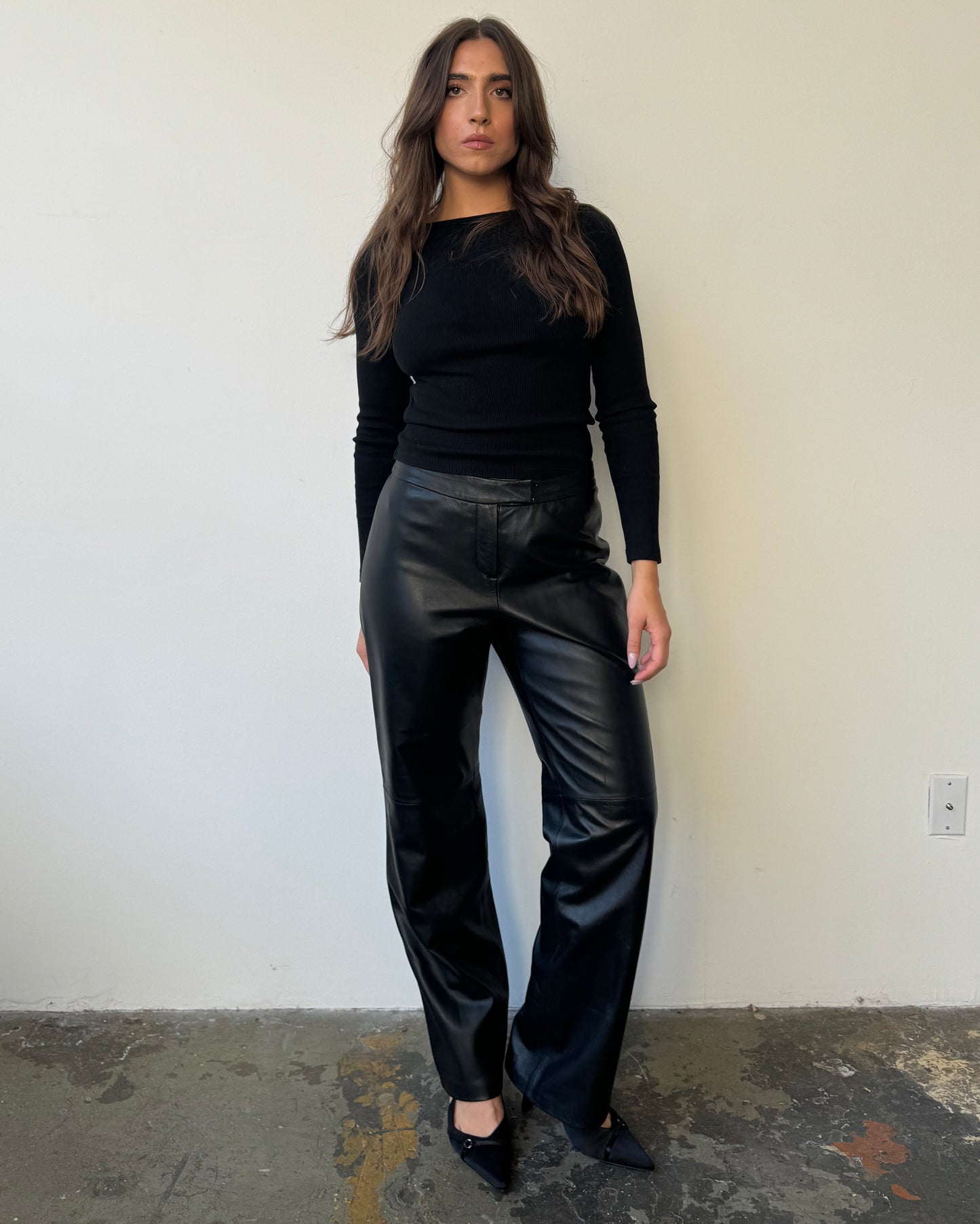 90's Straight Leg Leather Pants- 6/8