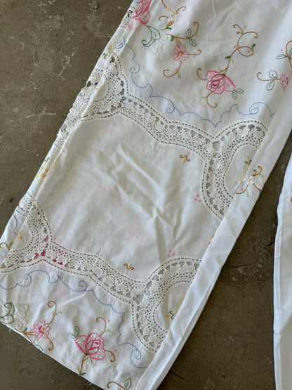 Rose Garden Embroidered Pants-S/M